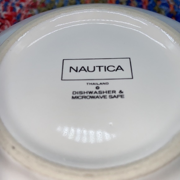 4 Nautica Arctic White Rimmed Bowls - Picture 5 of 7